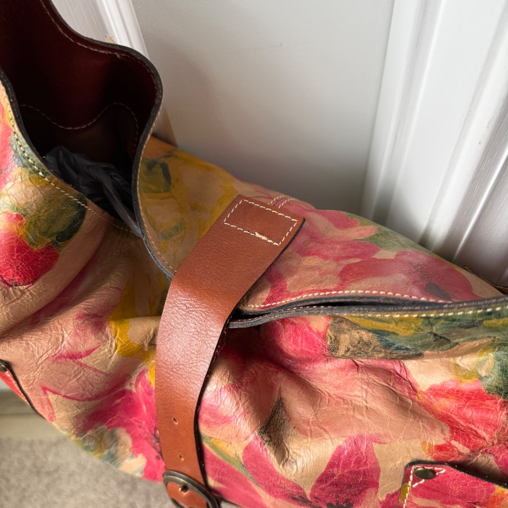 Patricia Nash spring floral hobo shoulder bag - Picture 8 of 15